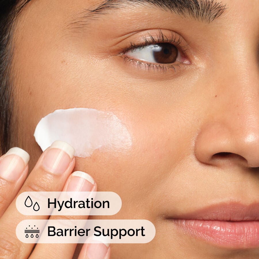 natural-moisturizing-factors-ha-h3 ord-natural-moisturizing-factors-ha-model-application-with-benefits.jpg